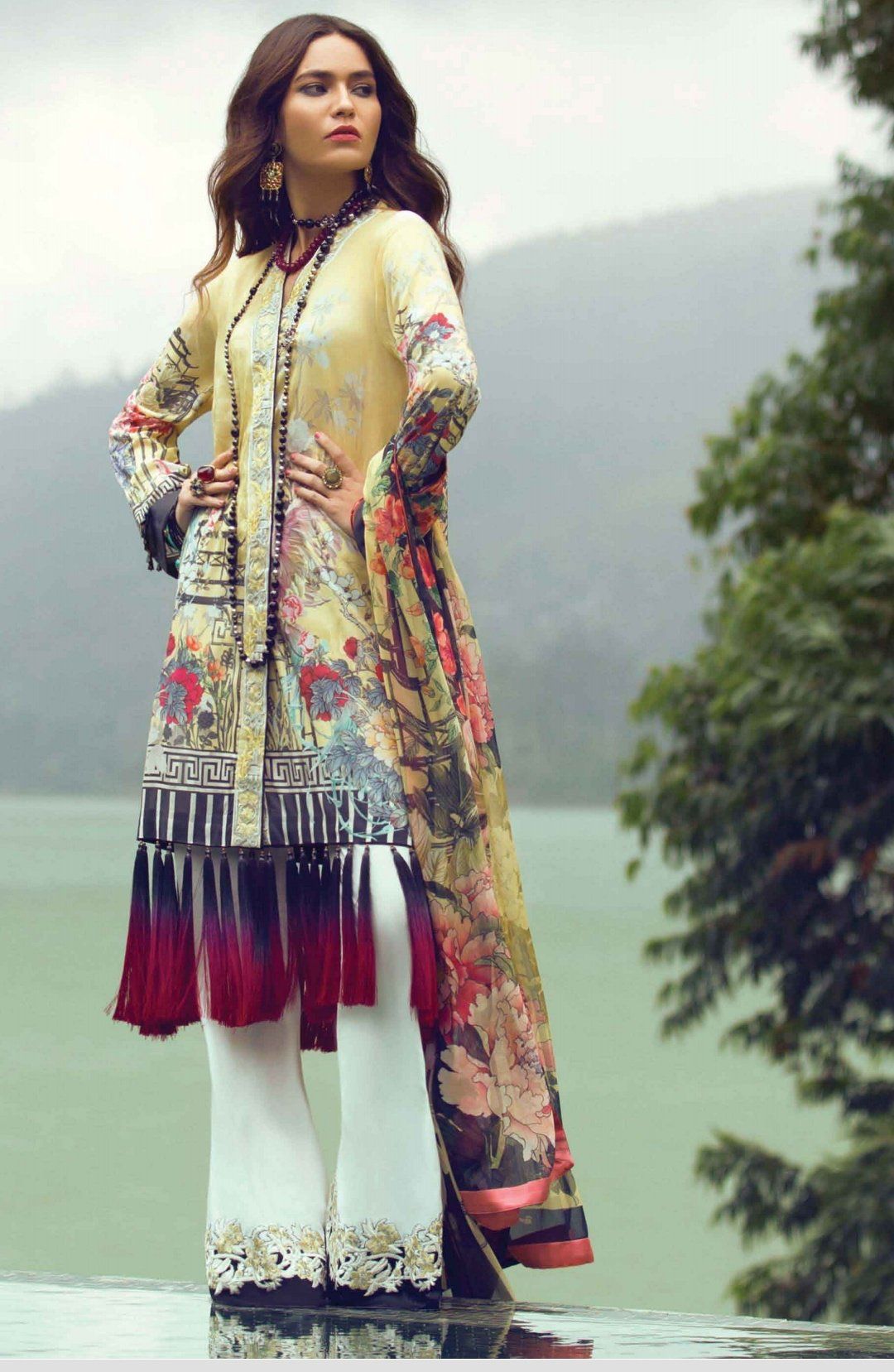 img_afsaneh_summer_collection_awwal_boutique