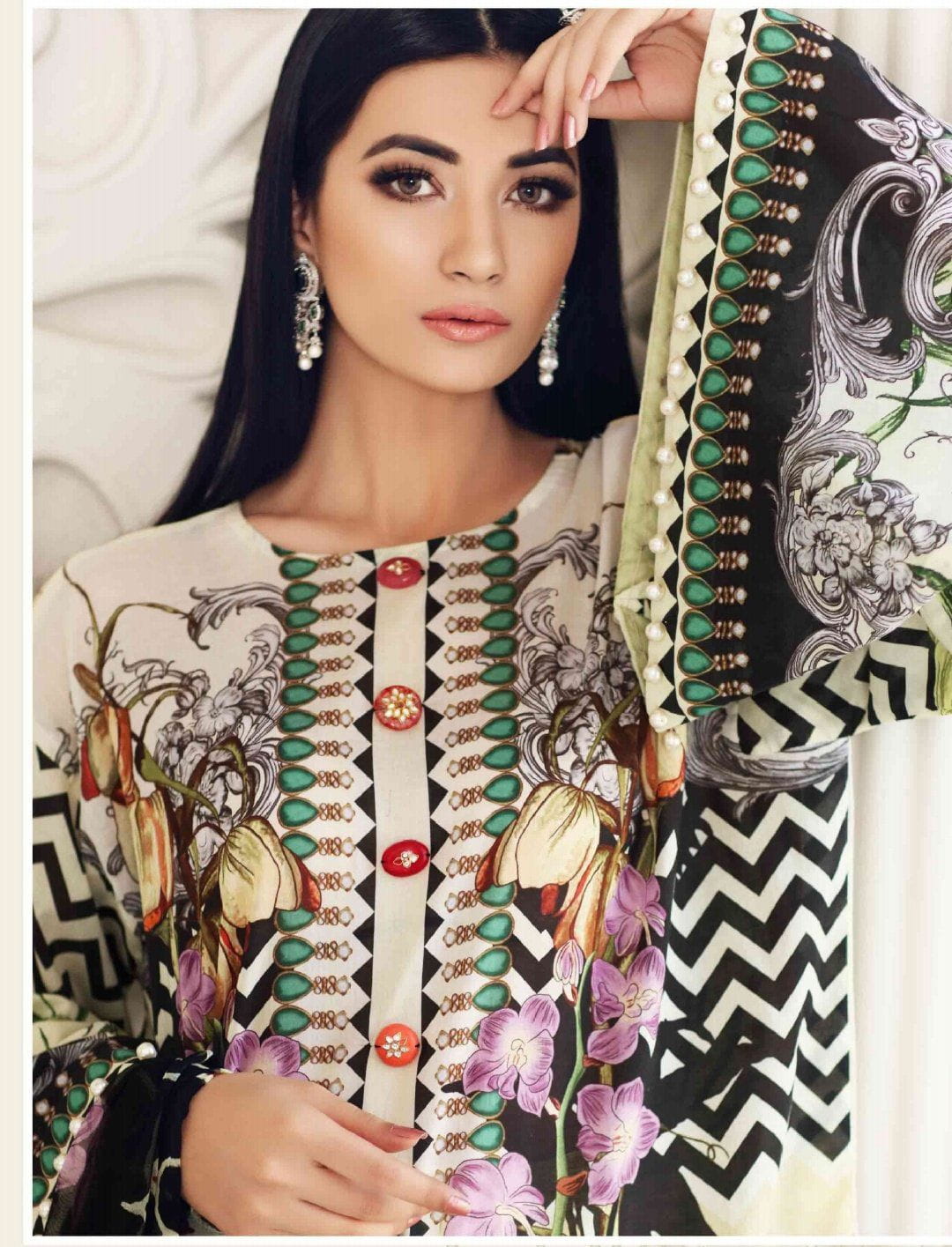 img_nourhan_lawn_collection_awwal_boutique