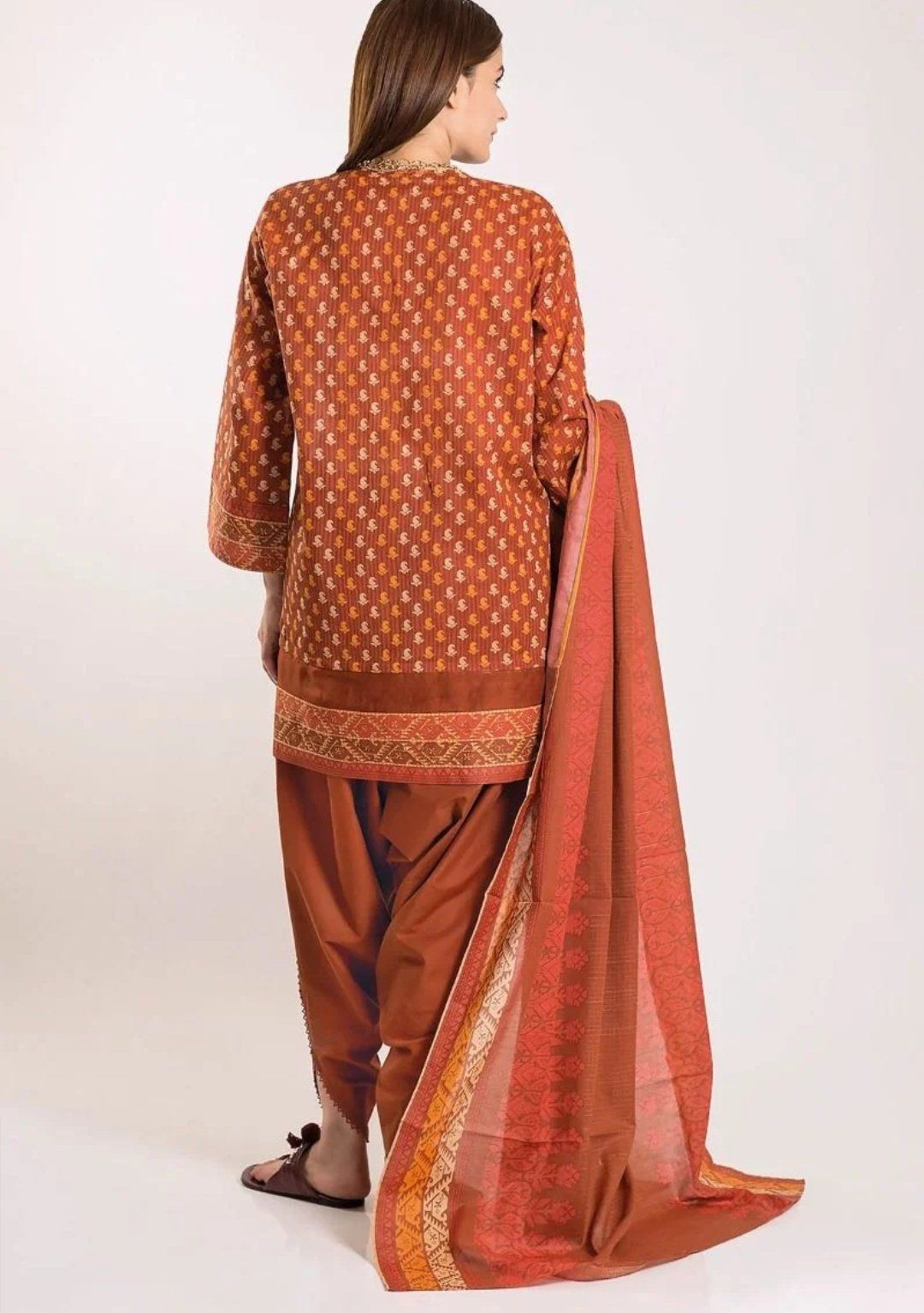 img_khaadi_cambric_autumn_collection_awwal_boutique