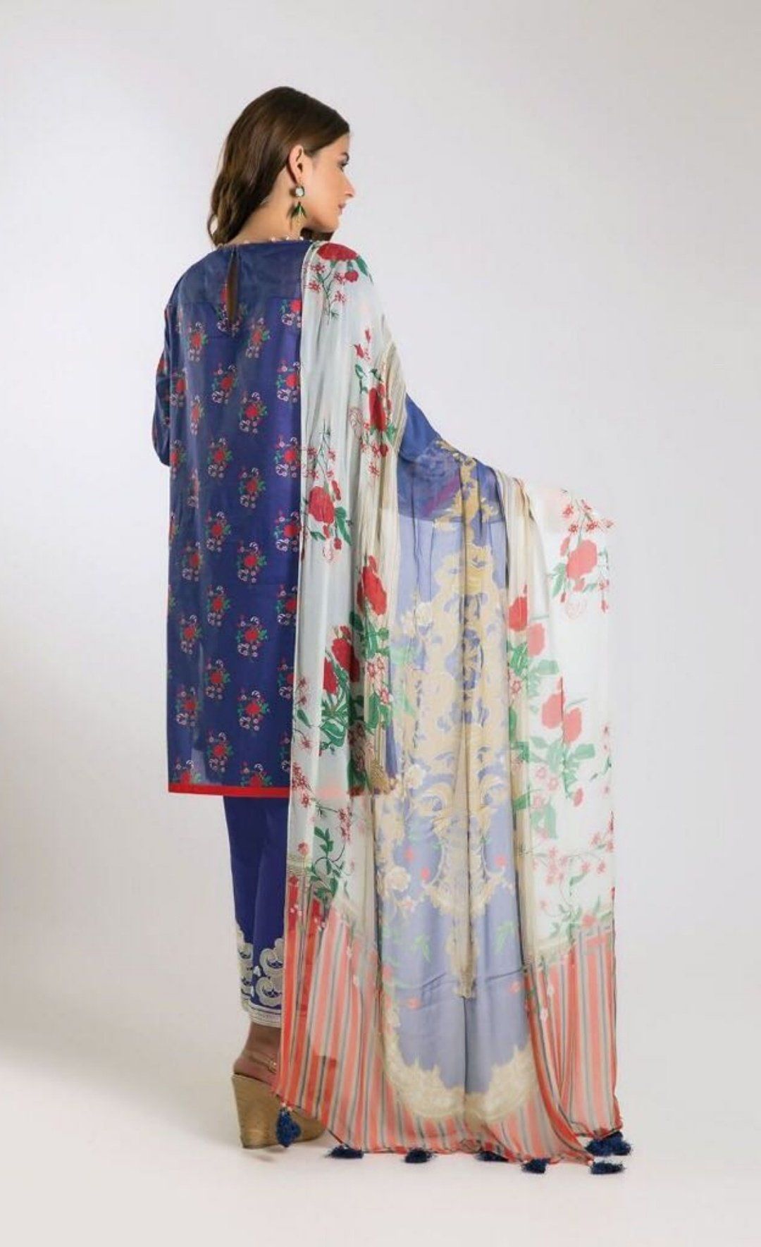 img_khaadi_cambric_autumn_collection_awwal_boutique