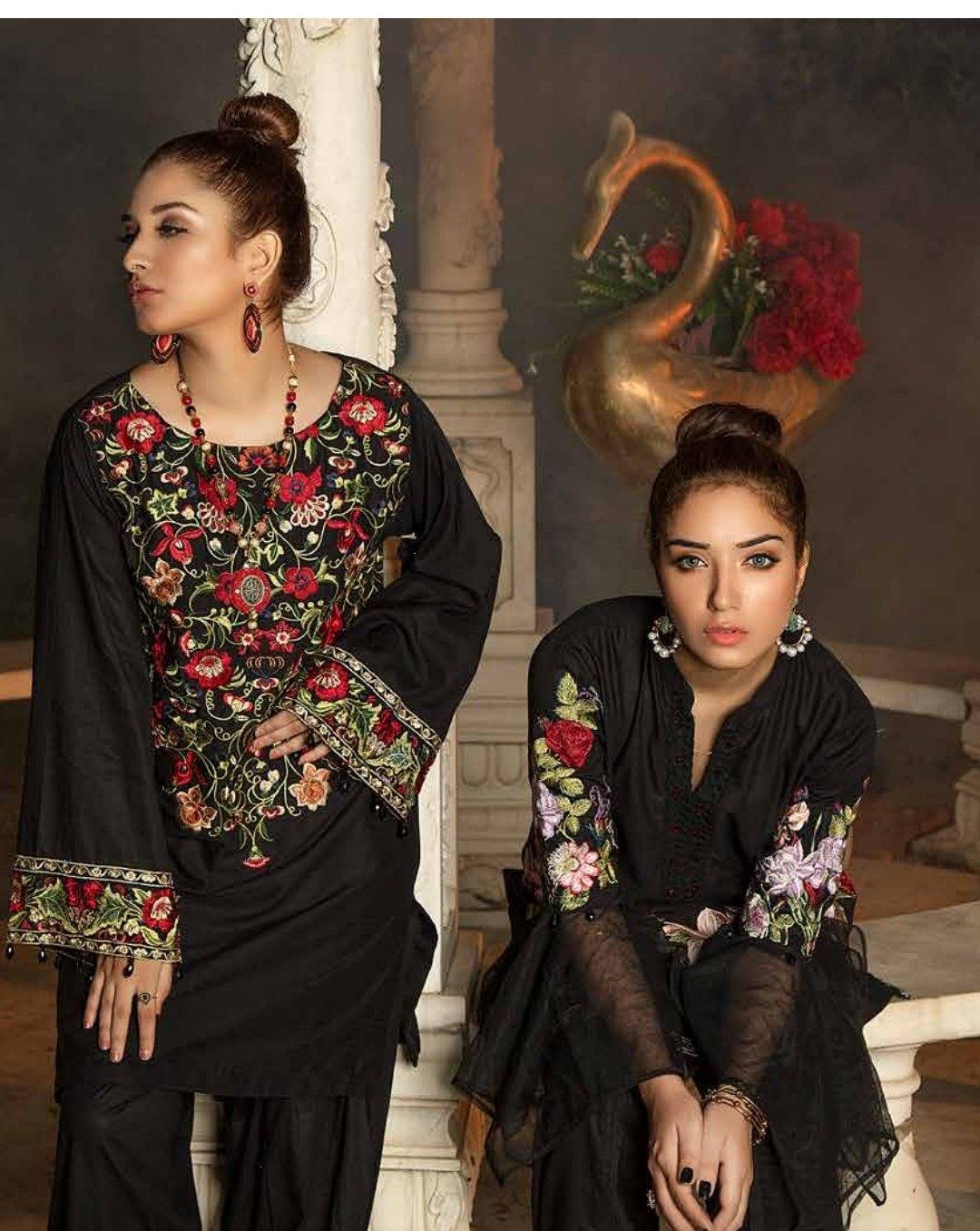 Adans Libas Muzayyan \Metallic Black \Premium Embroidered Jacquard Unstiched Lawn Kurti - AWWALBOUTIQUE
