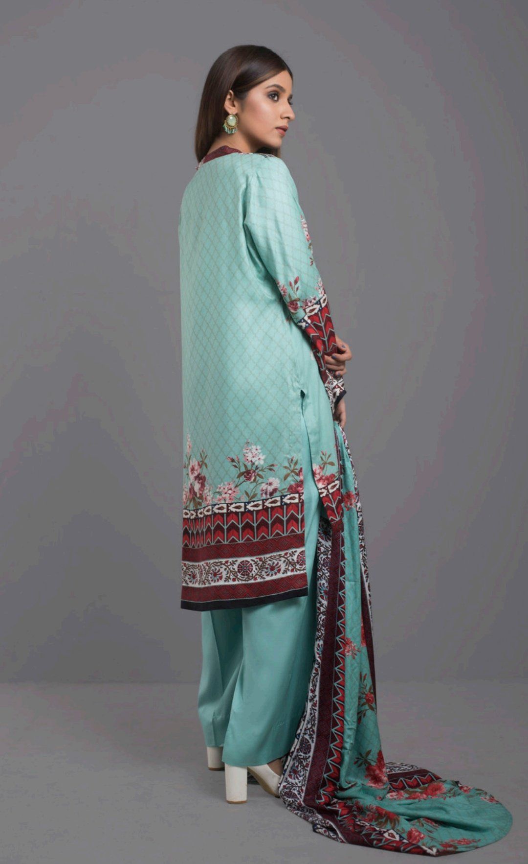 img_sahil_linen_collection_awwal_boutique