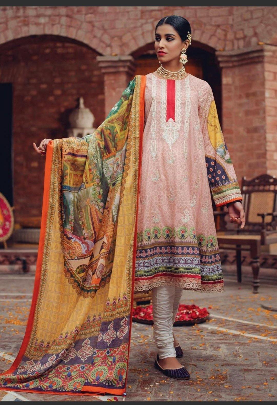 img_afsaneh_lawn_collection_awwal_boutique