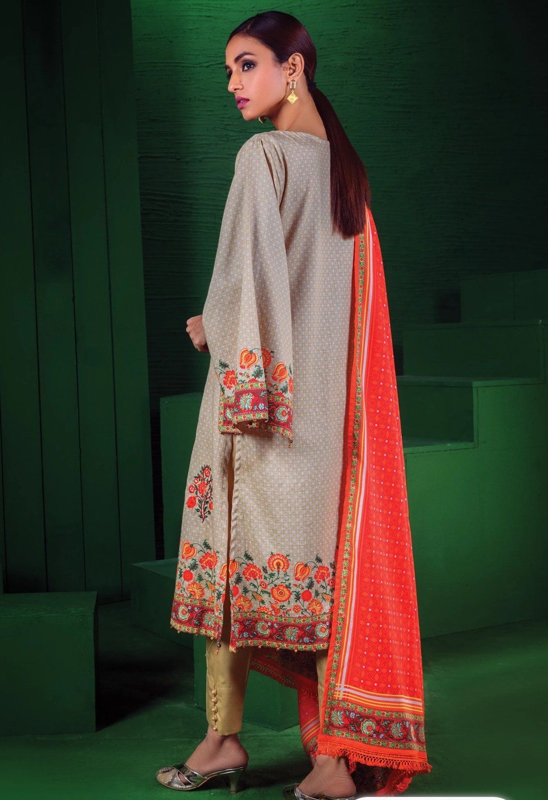 img_orient_winter_collection_awwal_boutique