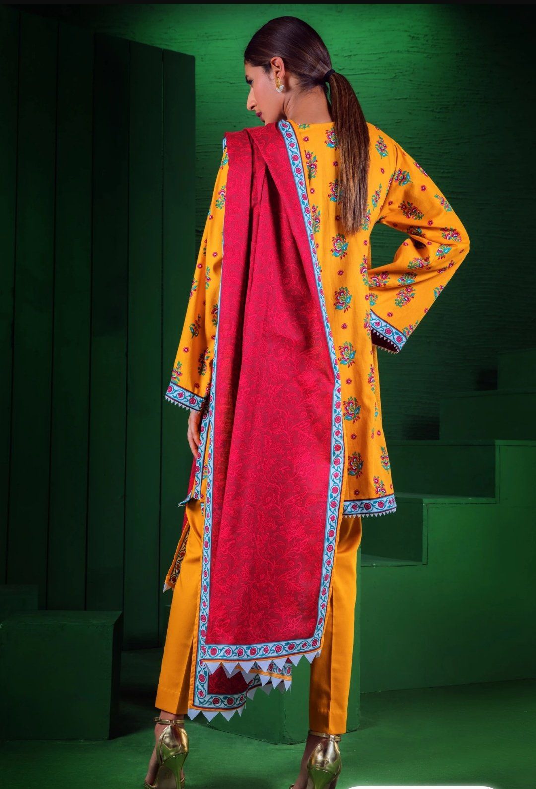 img_orient_winter_collection_awwal_boutique