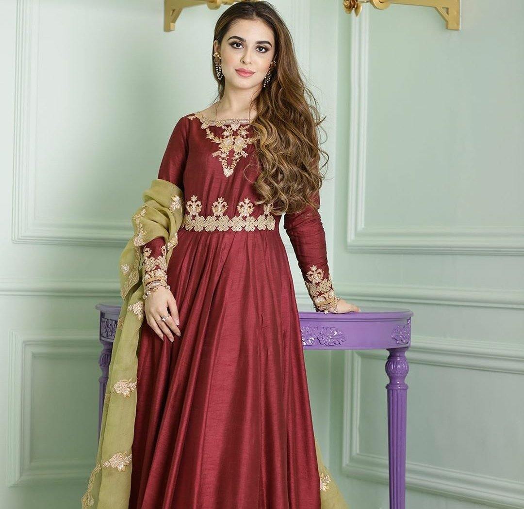 img_qalamkar_faiza_saqlain_chiffon_wedding_edition_awwal_boutique