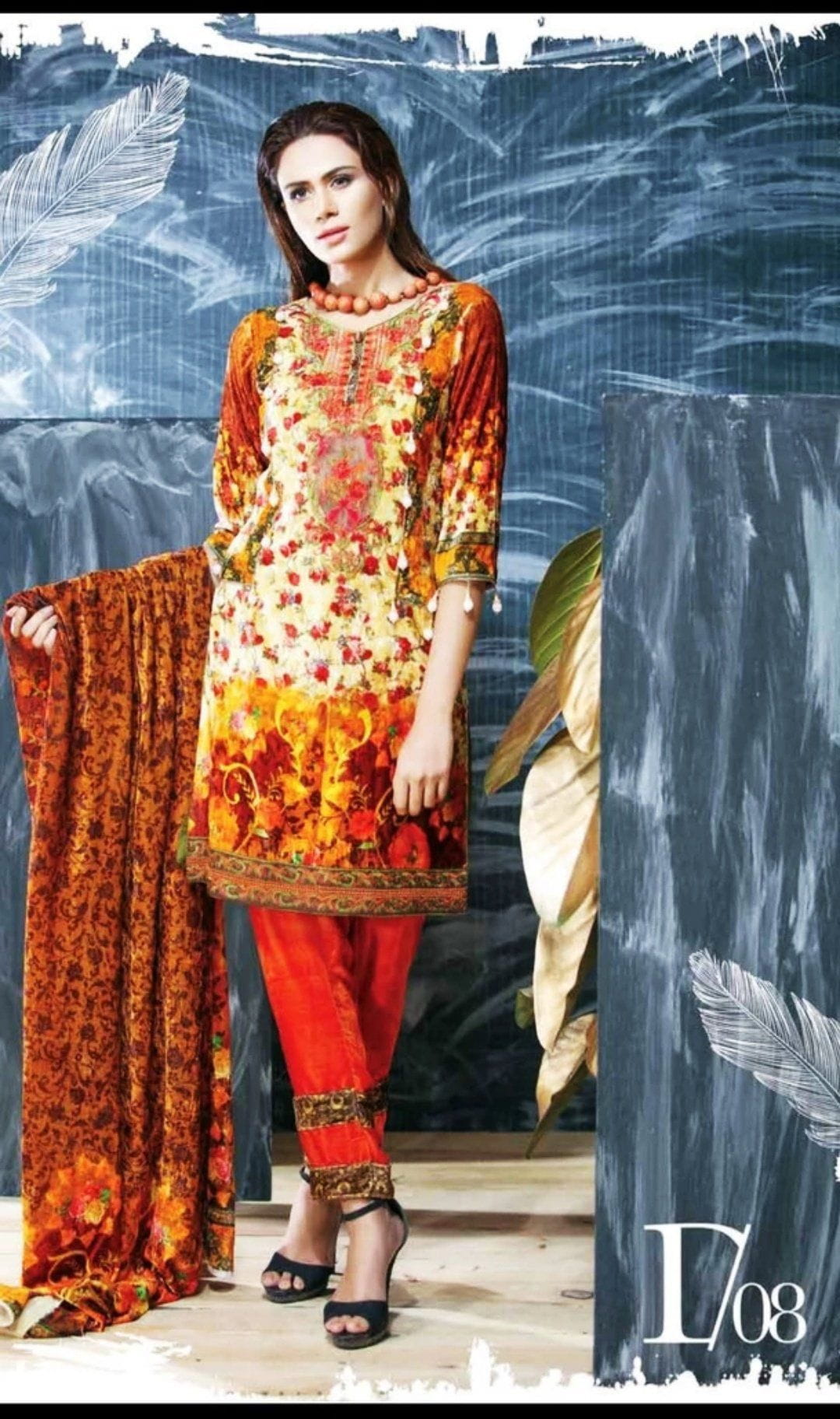 img_sanam_saeed_velvet_collection_awwal_boutique