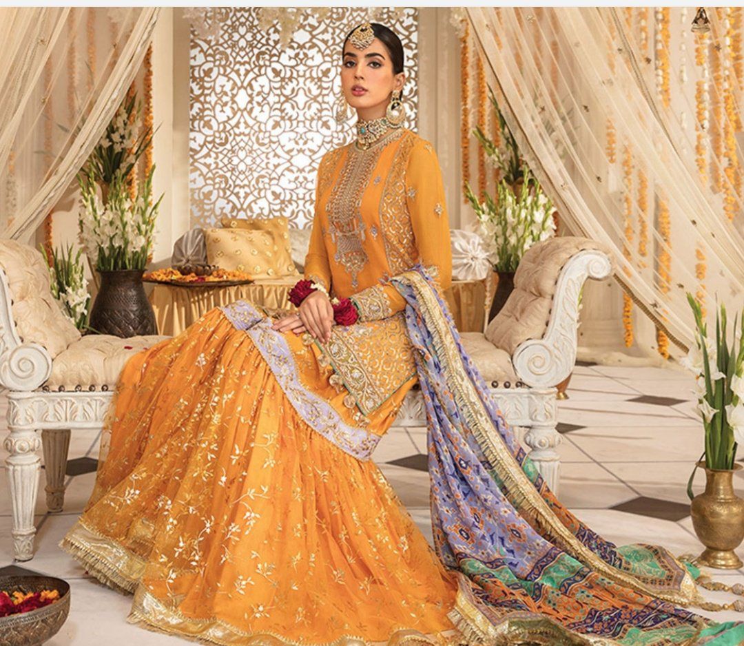 img_anaya_kamiar_rokni_wedding_mehndi_collection_ambre_awwal_boutique
