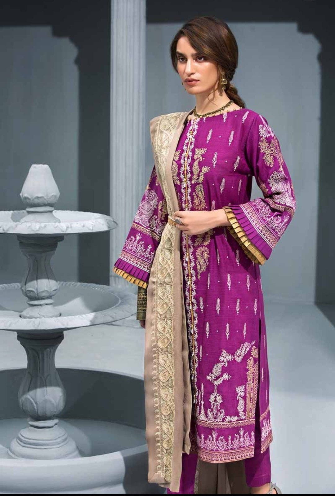 img_gul_ahmed_embroidered_woolen_shawl_collection_awwal_boutique