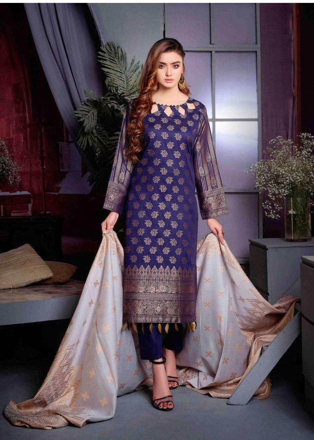 img_amna_sohail_cambric_banarsi_collection_awwal_boutique