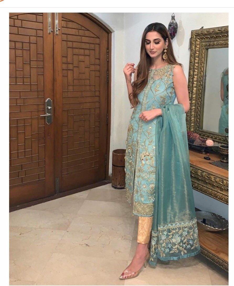 img_gulaal_zohra_wedding_edition_awwal_boutique