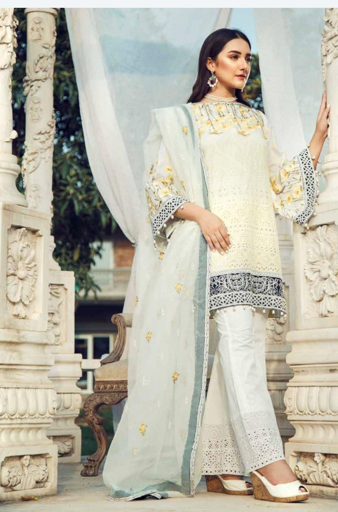 img_adans_libas_la_chnatelle_lawn_awwal_boutique