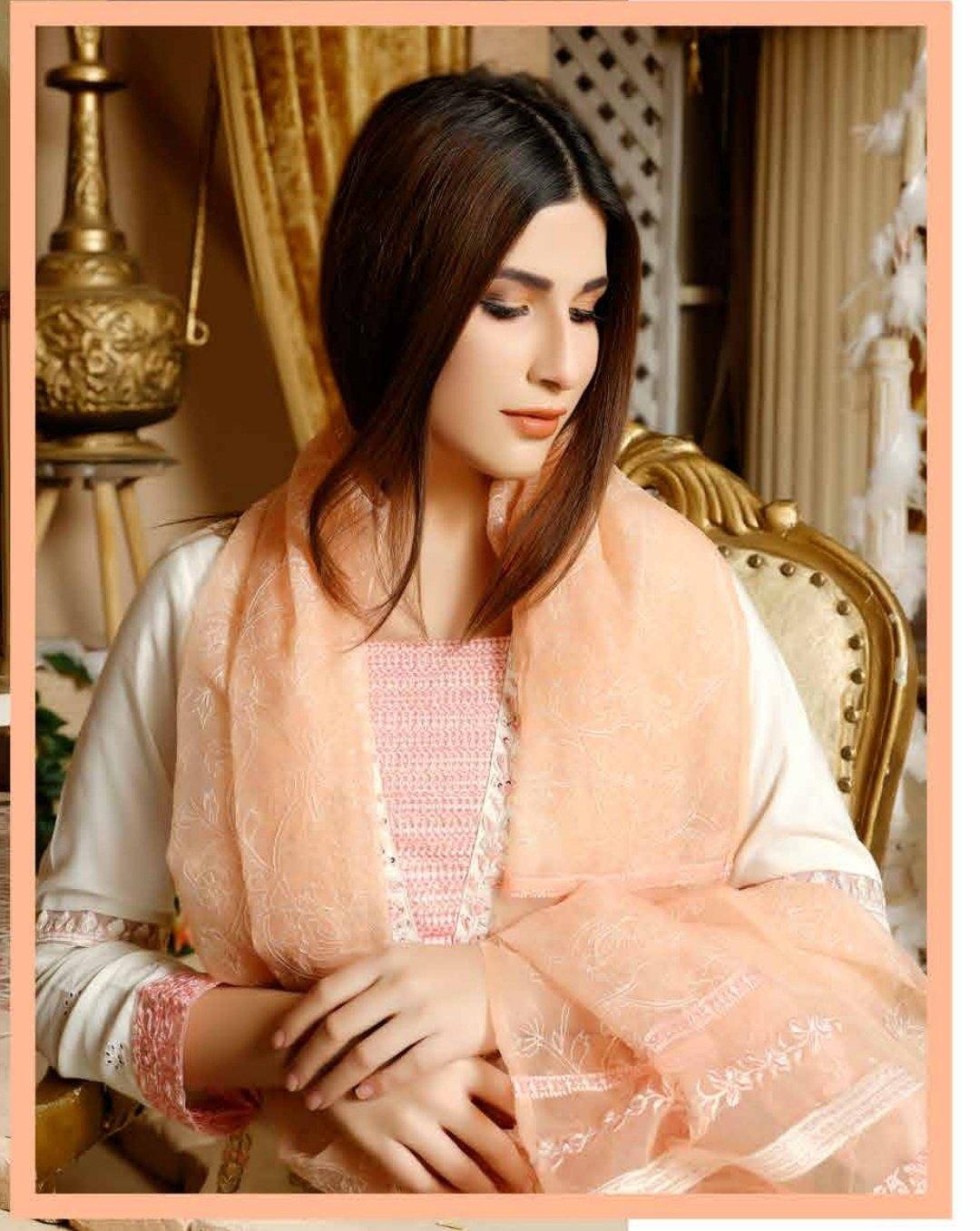 img_tawakkal_Destiny_chikankari_linen_collection_awwal_boutique