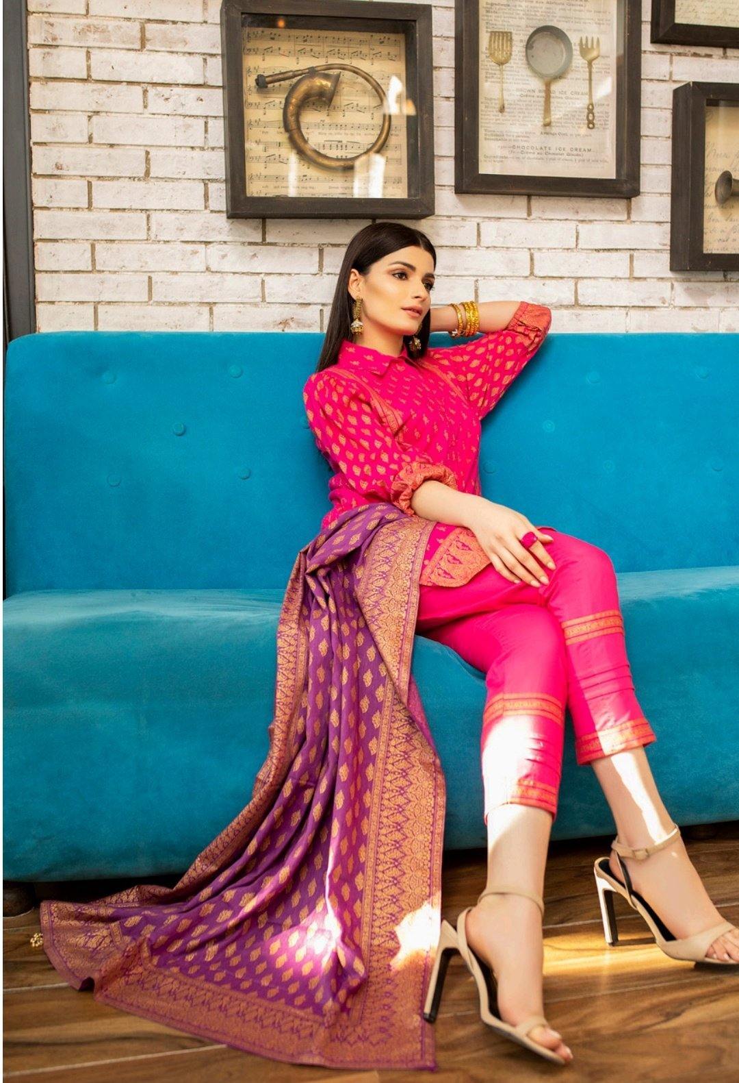 img_banarsi_printed_lawn_collection_awwal_boutique