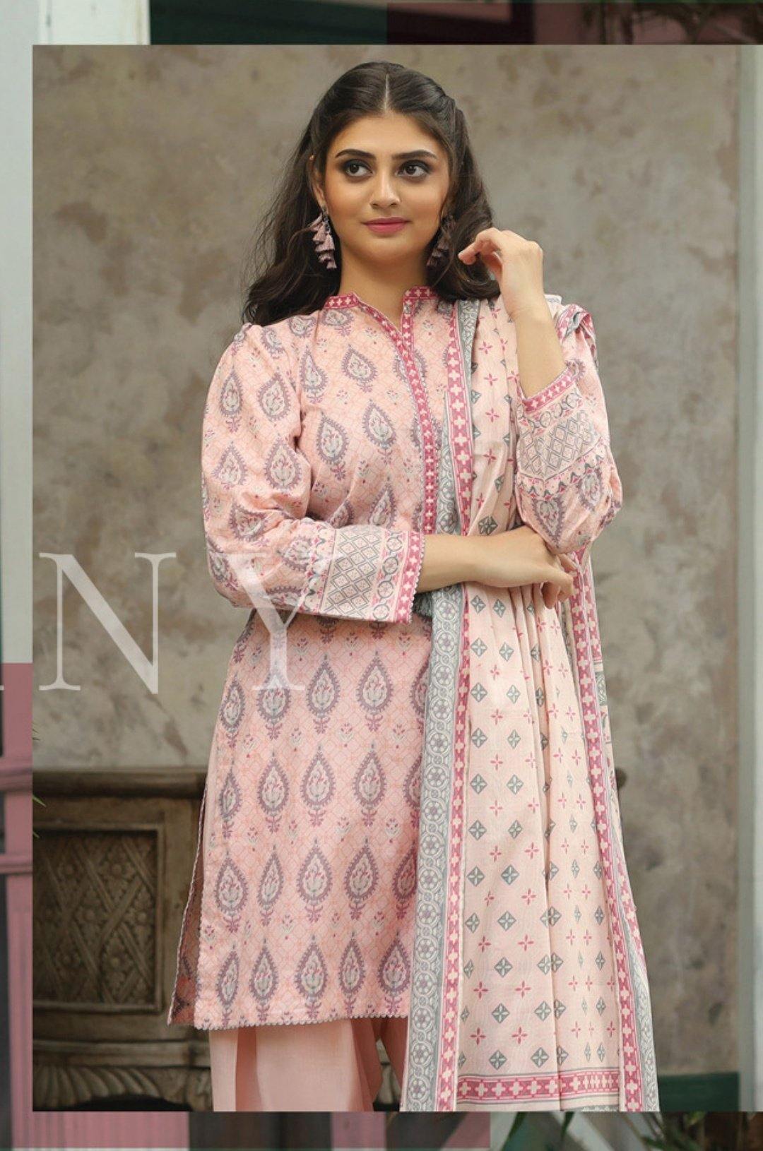 img_lsm_komal_lawn_collection_awwal_boutique