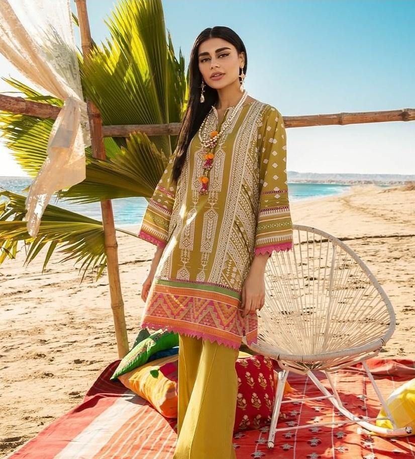 img_khaadi_embroidered_lawn_collection_2020_awwal_boutique