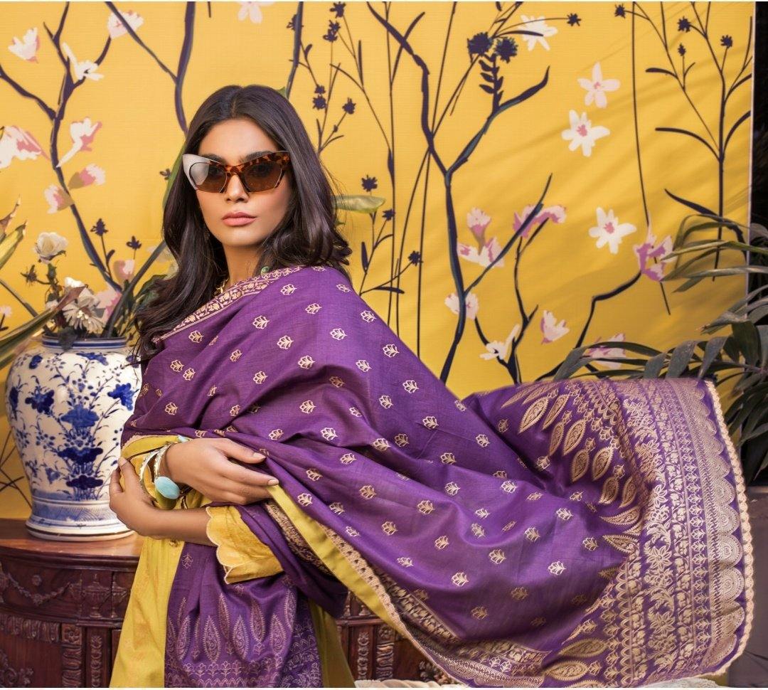 img_zs_textiles_banarsi_lawn_collection_awwal_boutique