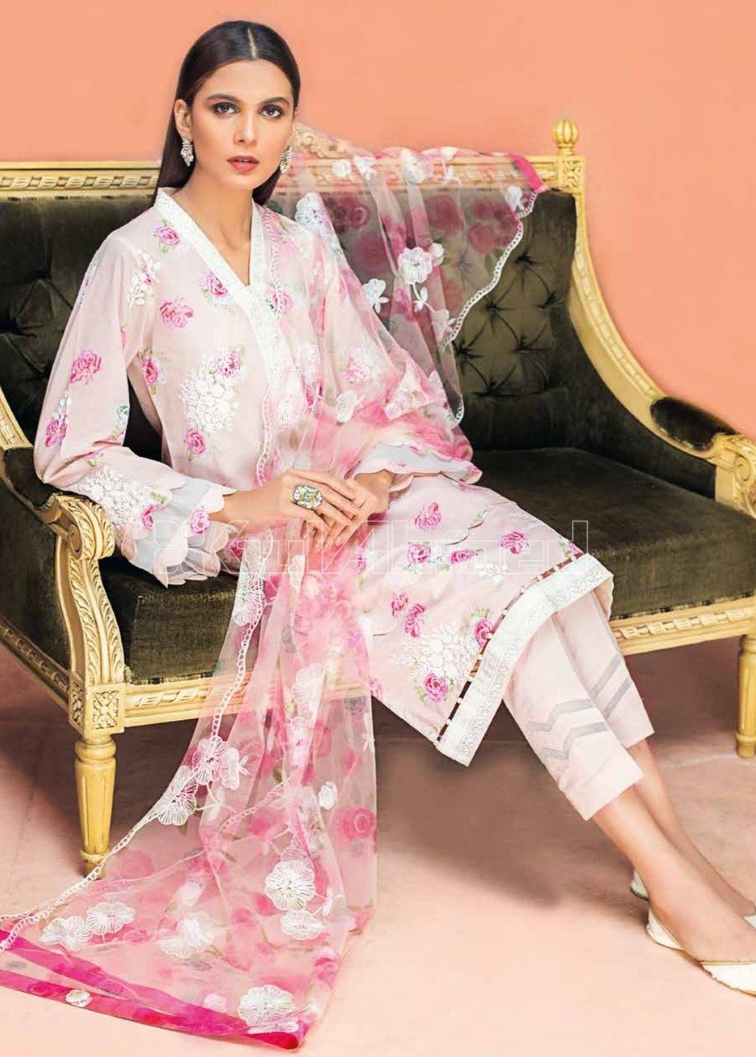 img_gul_ahmed_summer_premium_lawn_collection_awwal_boutique