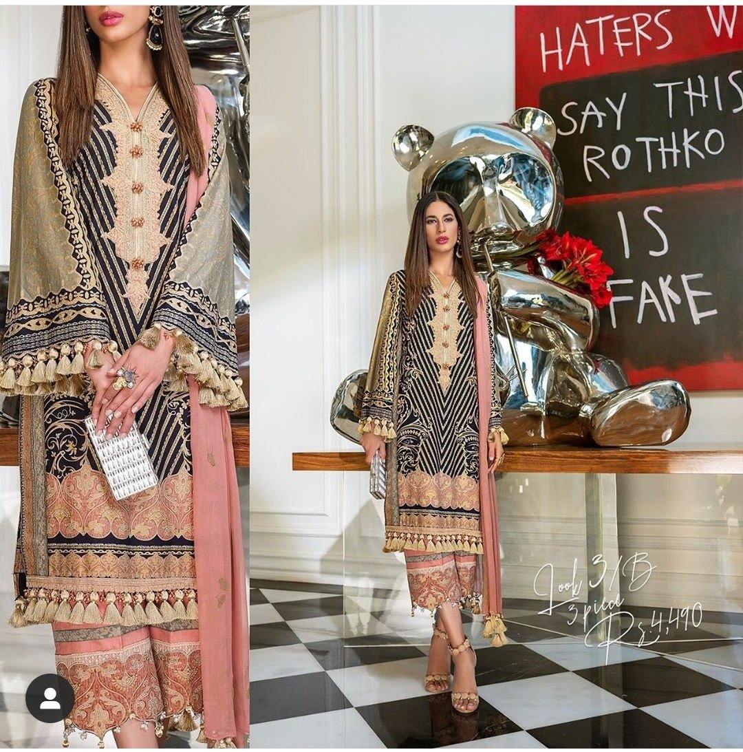 img_sana_safinaz_muzlin_lawn_collection_awwal_boutique