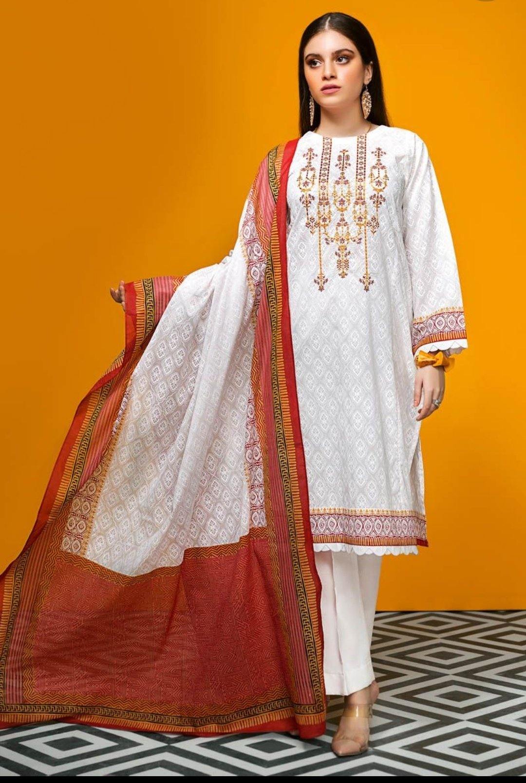 img_gul_ahmed_summer_premium_lawn_collection_awwal_boutique