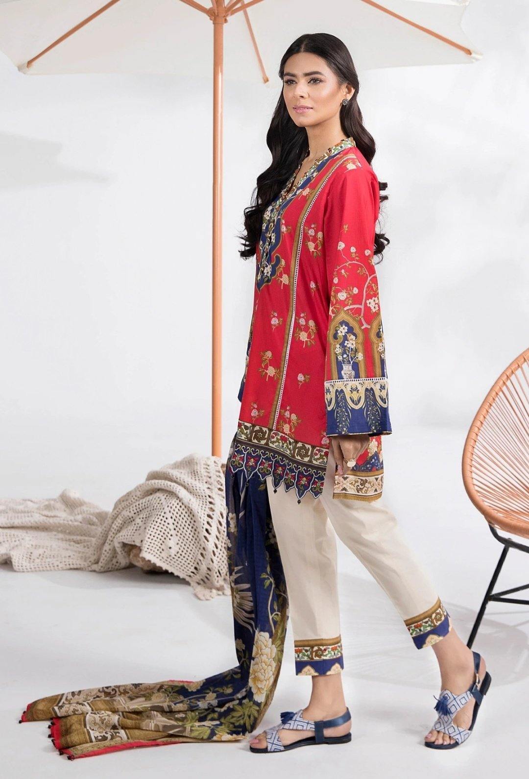 img_sapphire_lawn_collection_2020_awwal_boutique