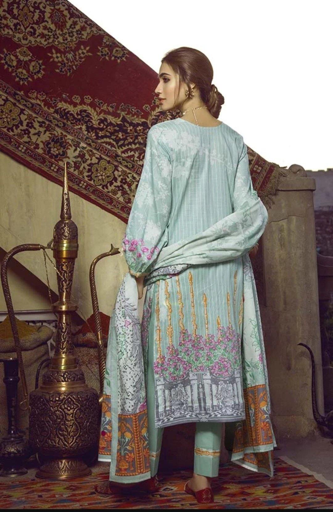 img_monsoon_lawn_collection_by_al_zohaib_awwal_boutique