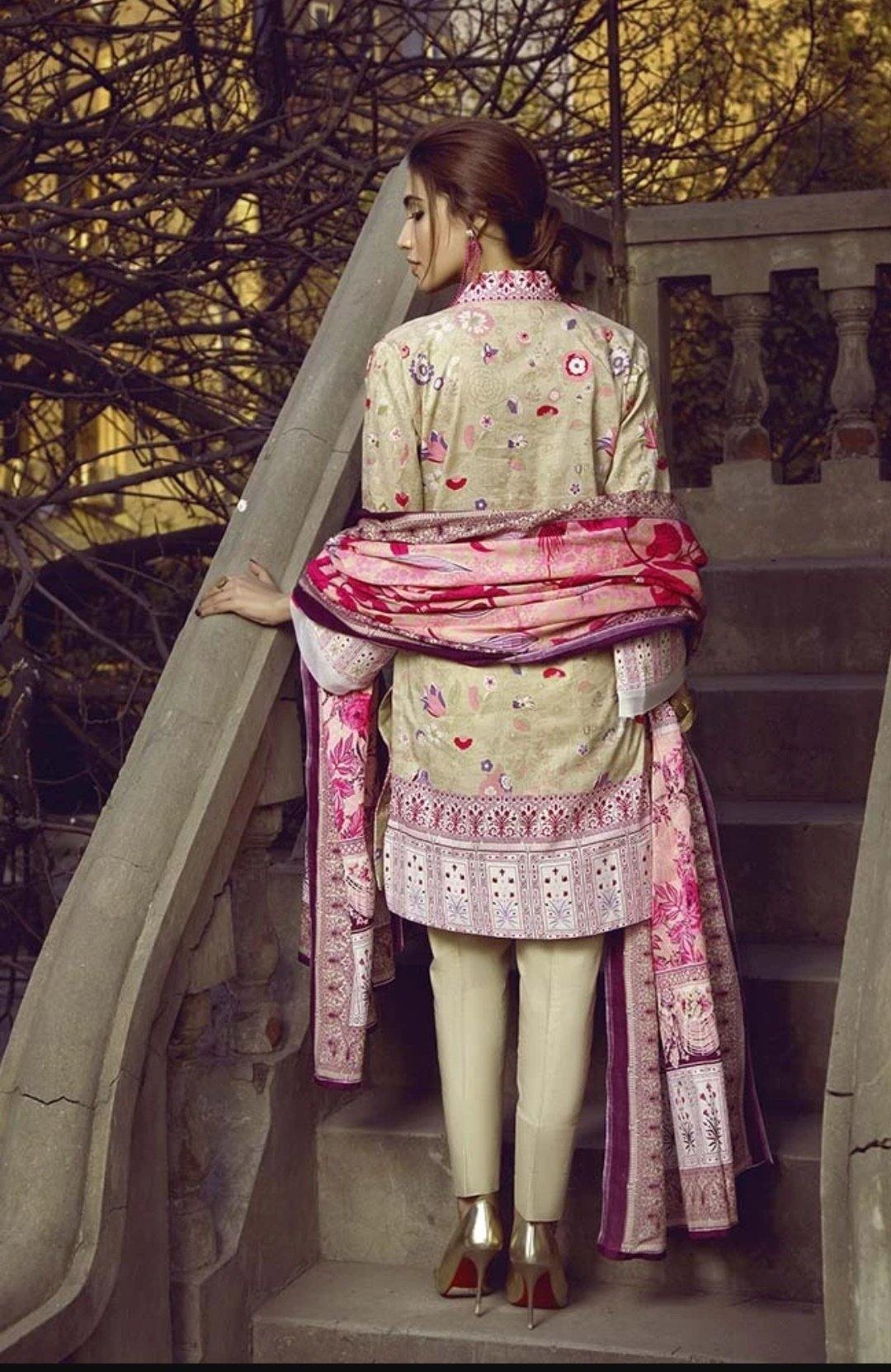 img_monsoon_lawn_collection_by_al_zohaib_awwal_boutique