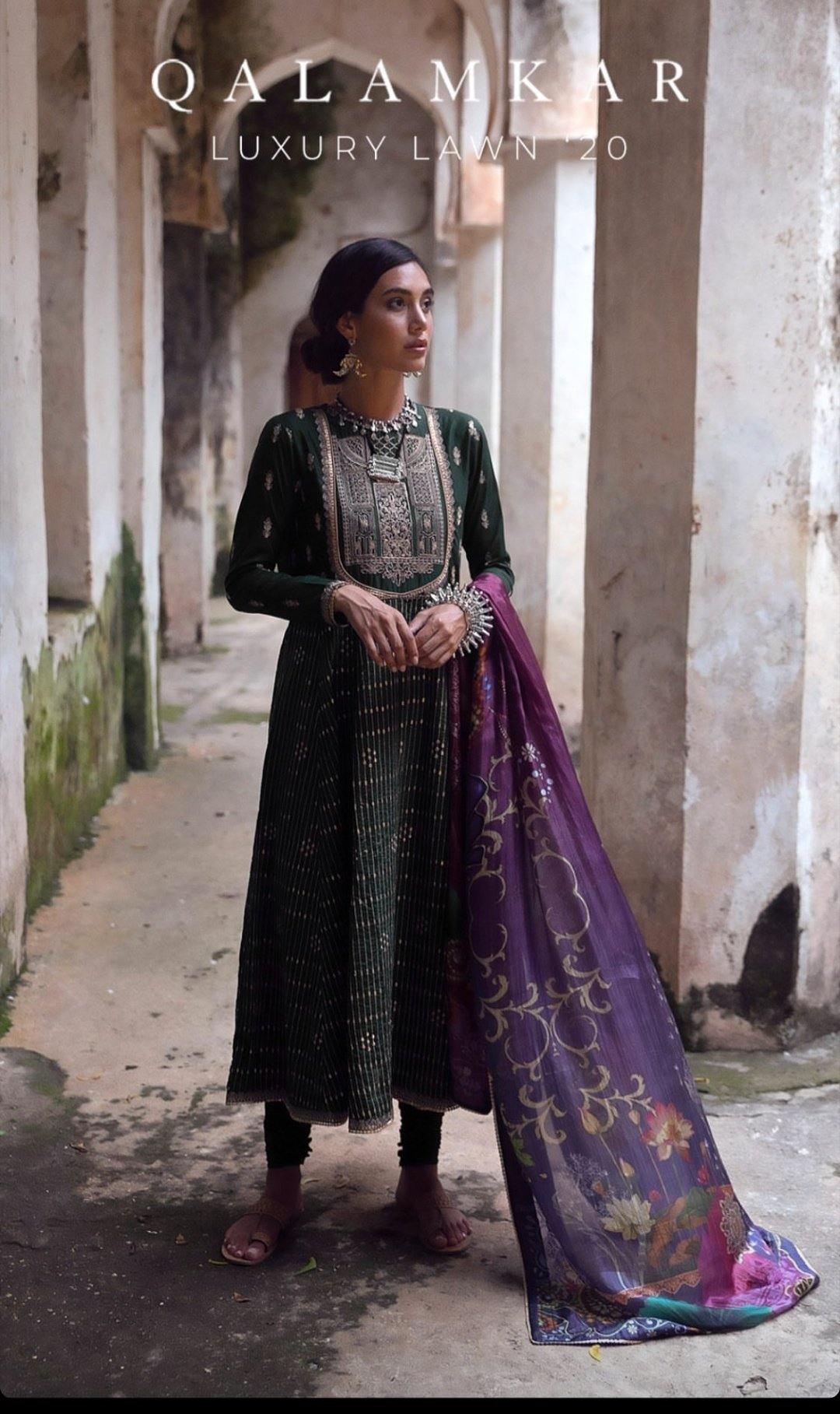 img_qalamkar_lawn_2020_awwal_boutique