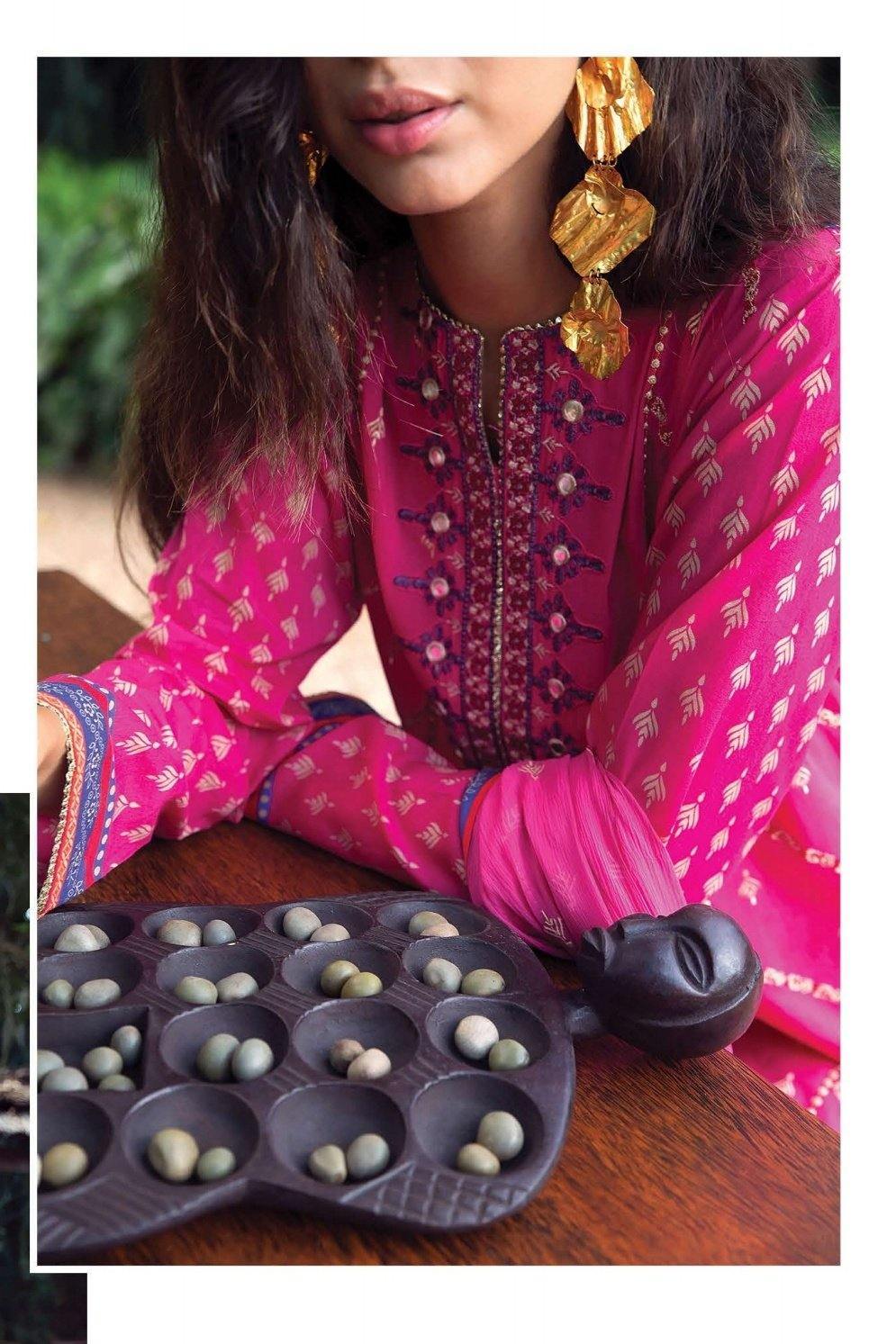 img_qalamkar_lawn_2020_awwal_boutique