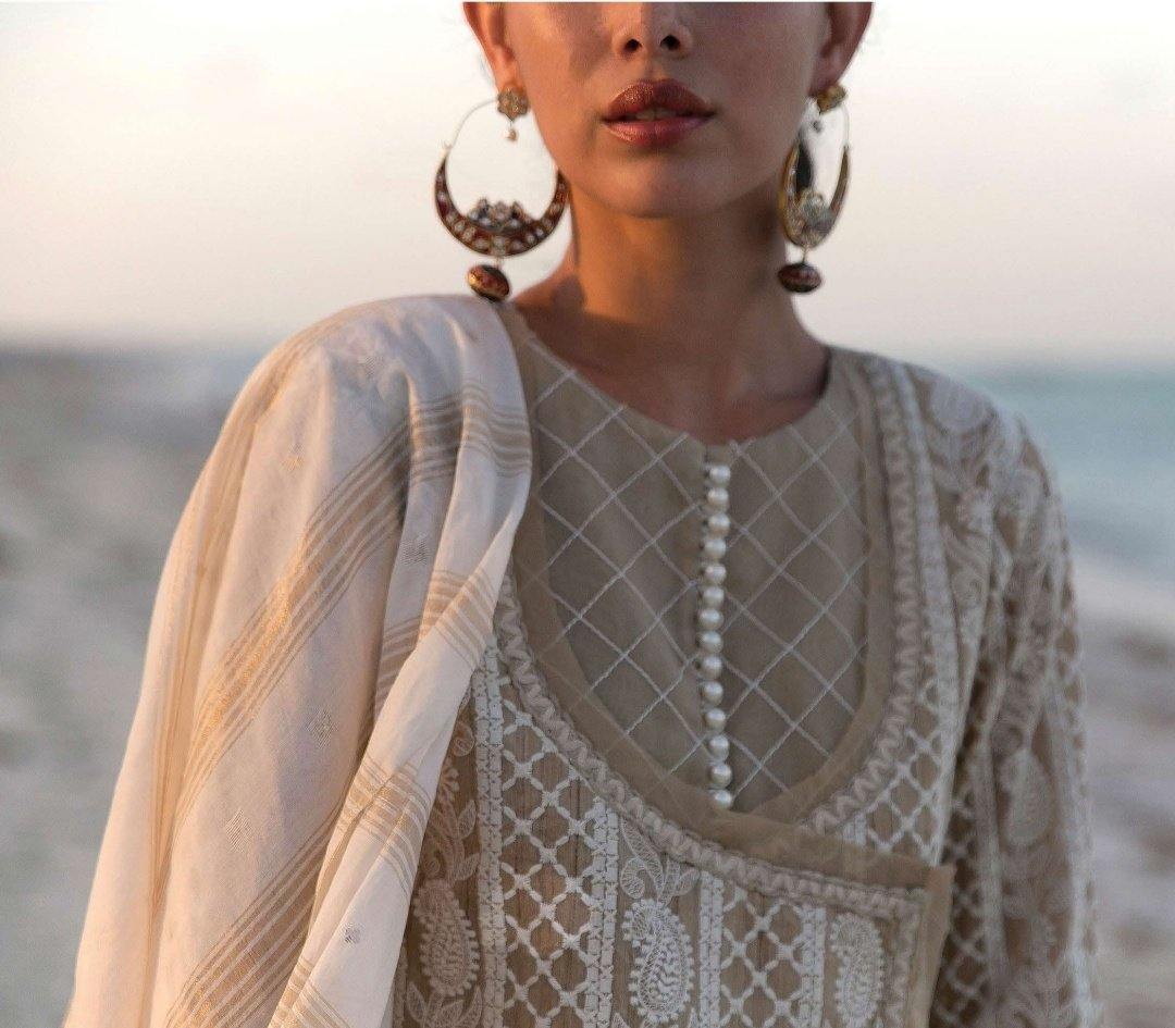 img_qalamkar_lawn_2020_awwal_boutique