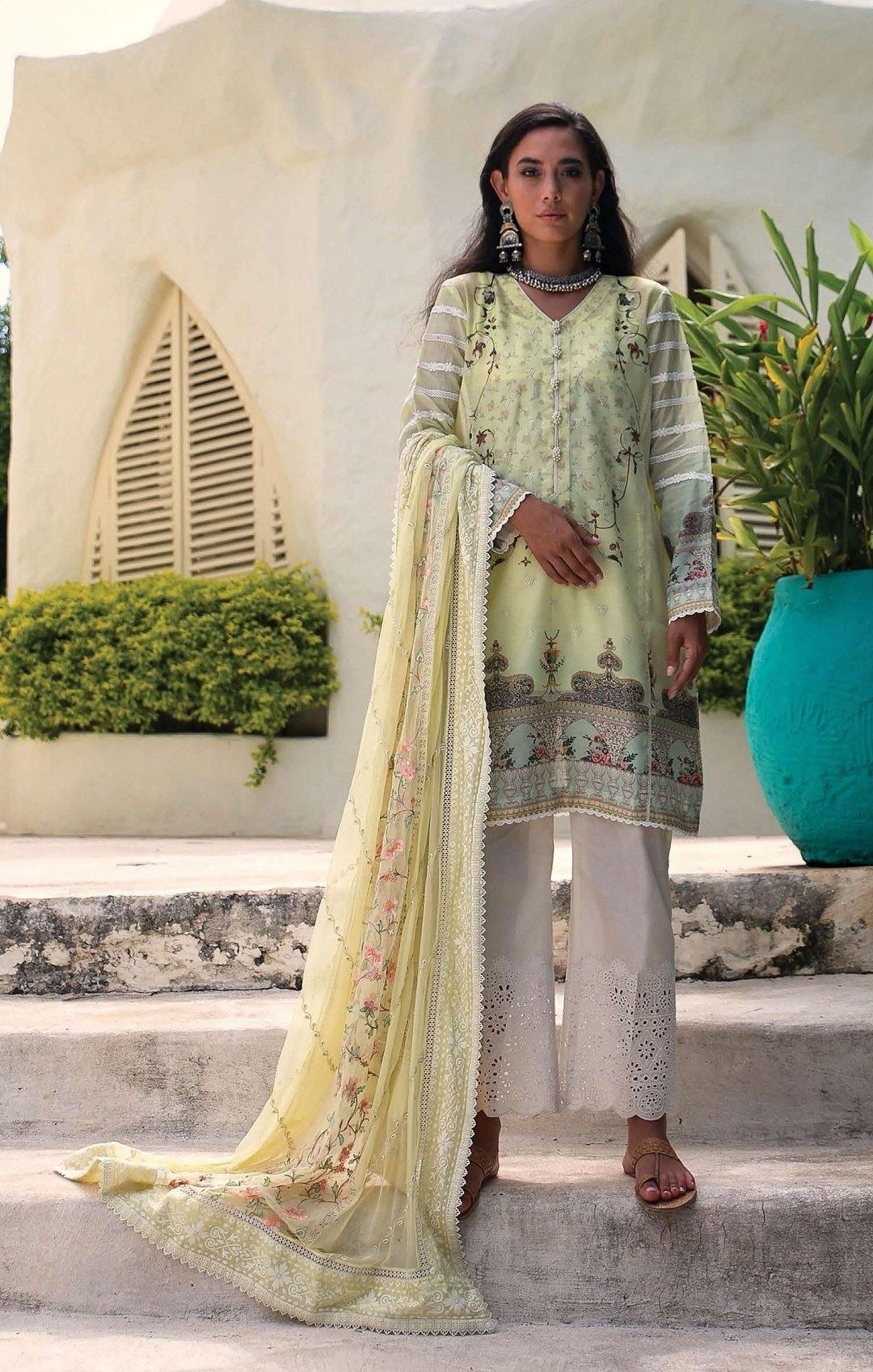 img_qalamkar_lawn_2020_awwal_boutique