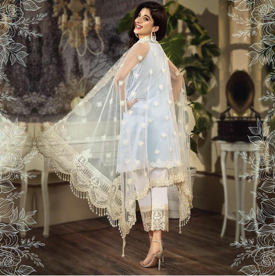 img_anaya_lawn_2020_awwal_boutique