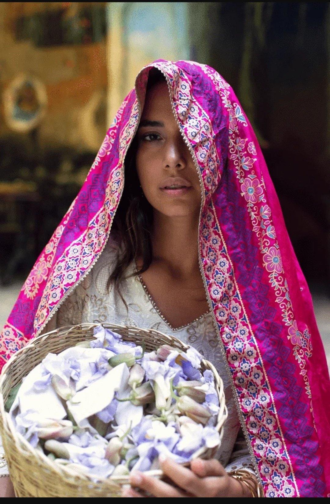 Restocked/Qalamkar Lawn 2020/QLL 01 - AWWALBOUTIQUE