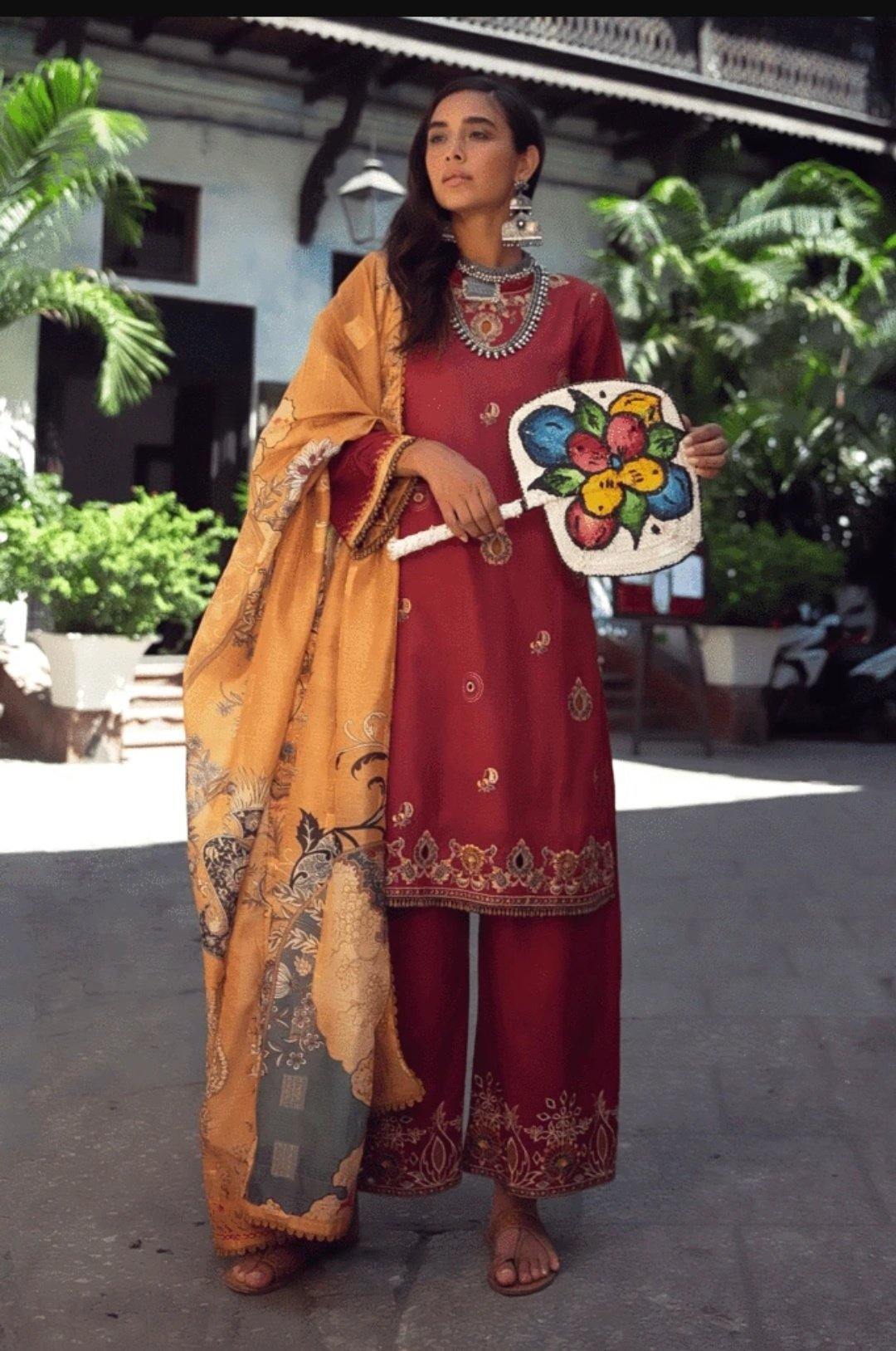 img_qalamkar_lawn_2020_awwal_boutique