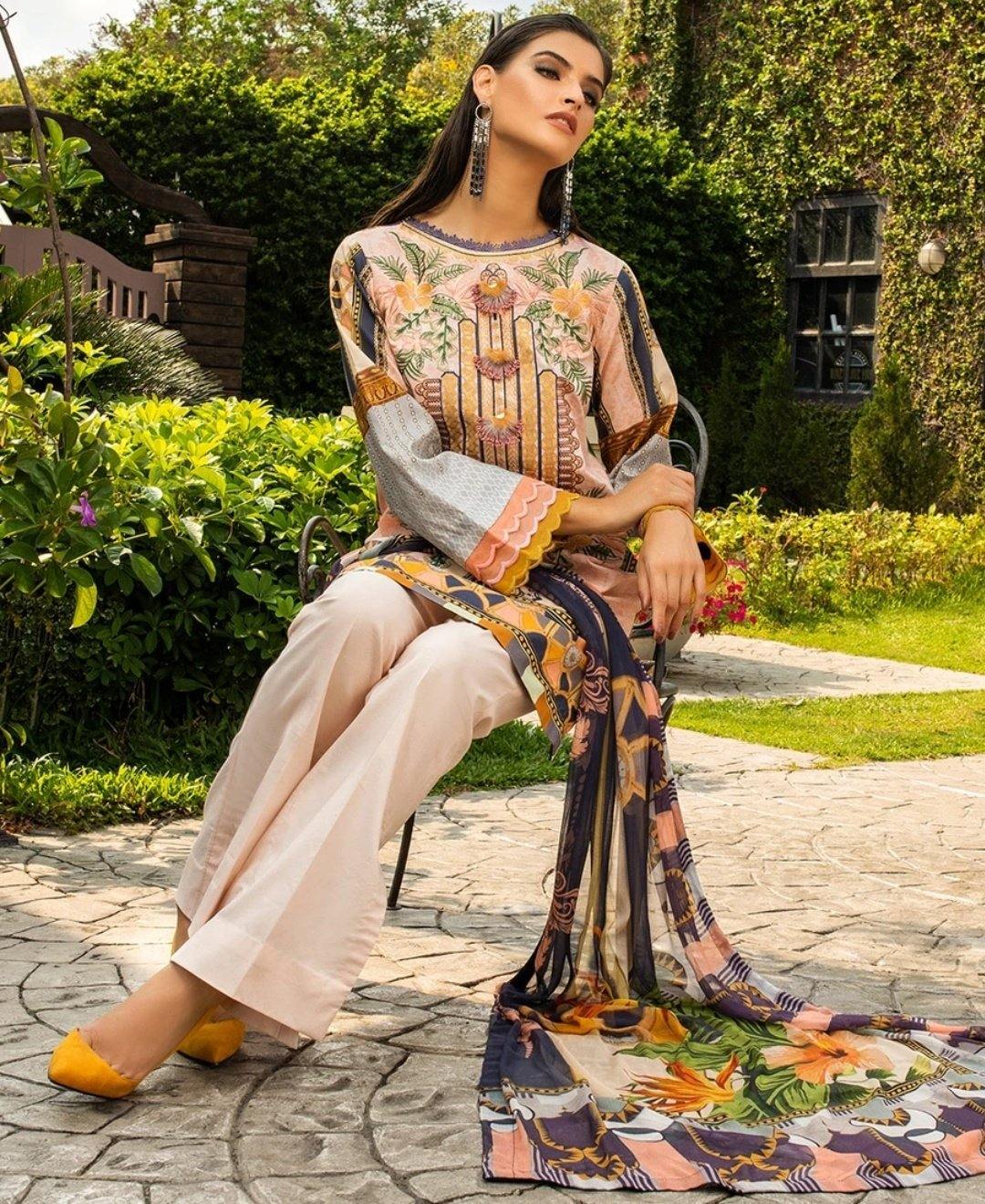 img_sarang_lawn_by_ittehad_awwal_boutique