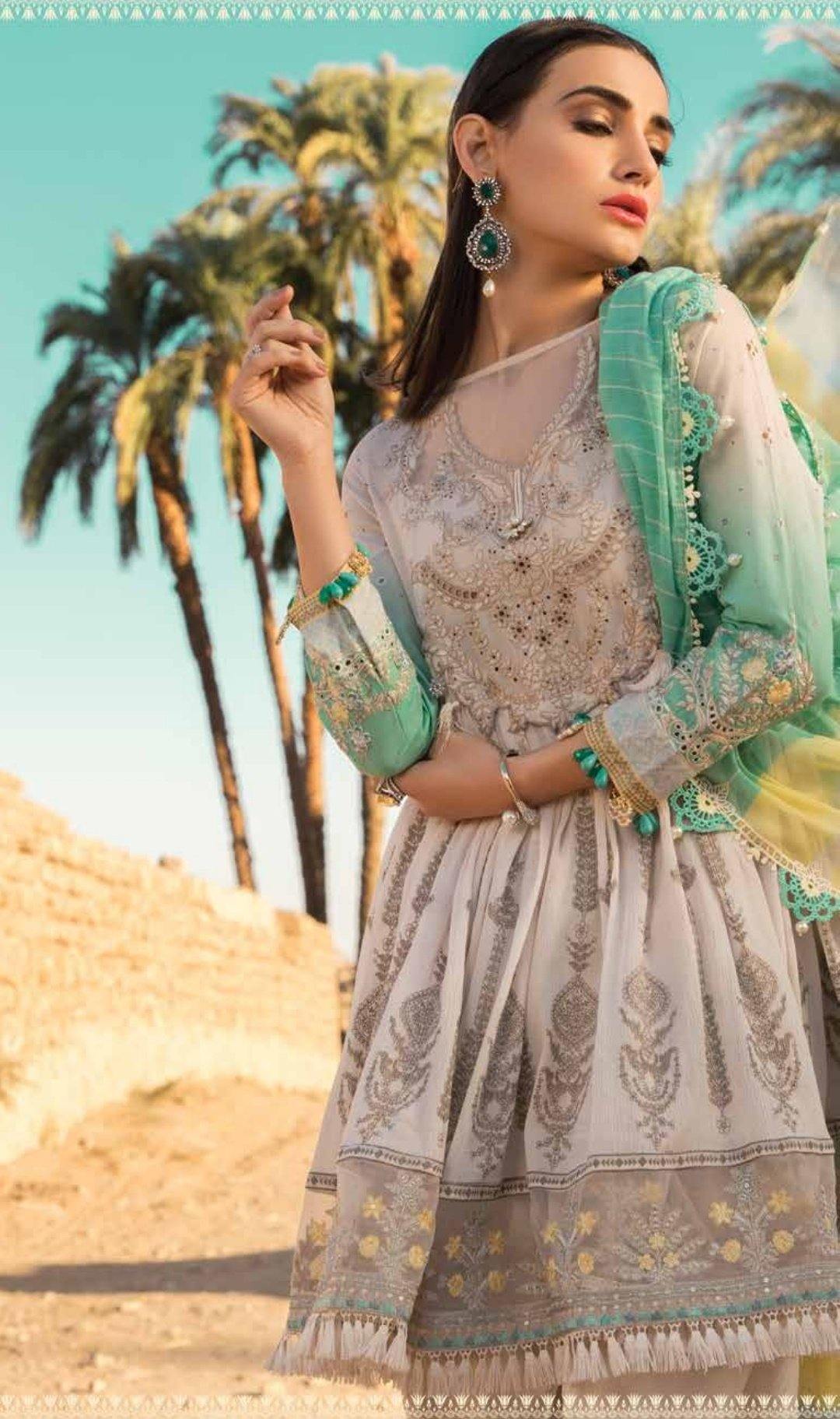 img_maria_b_lawn_collection_awwal_boutique