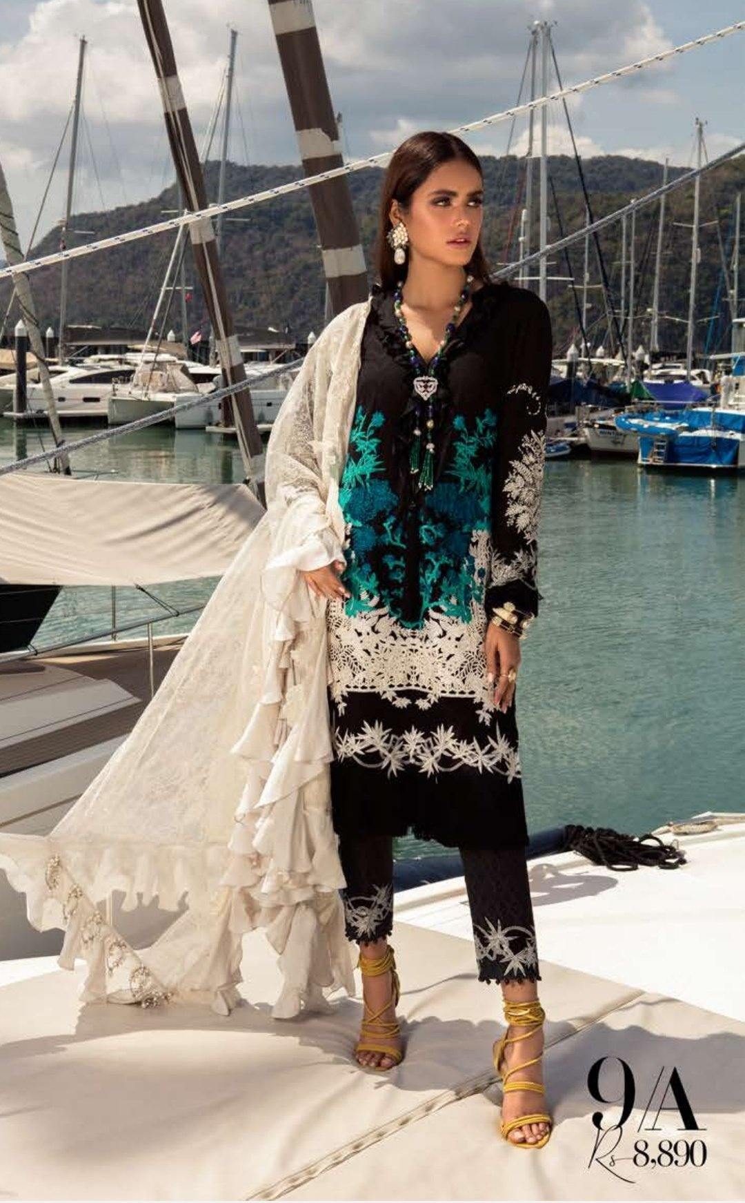 img_sana_safinaz_lawn_collection_awwal_boutique