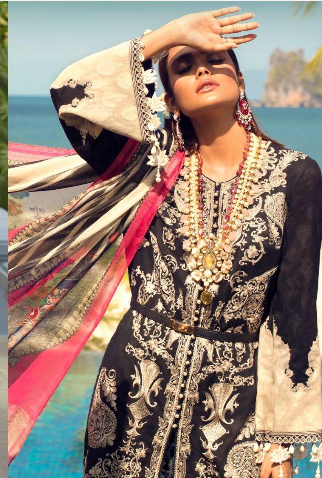 img_sana_safinaz_lawn_collection_awwal_boutique