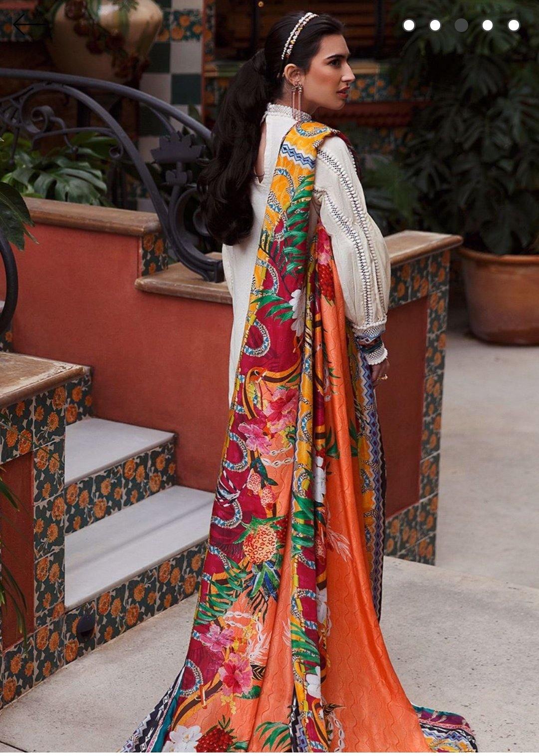 img_farah_talib_aziz_lawn_collection_awwal_boutique