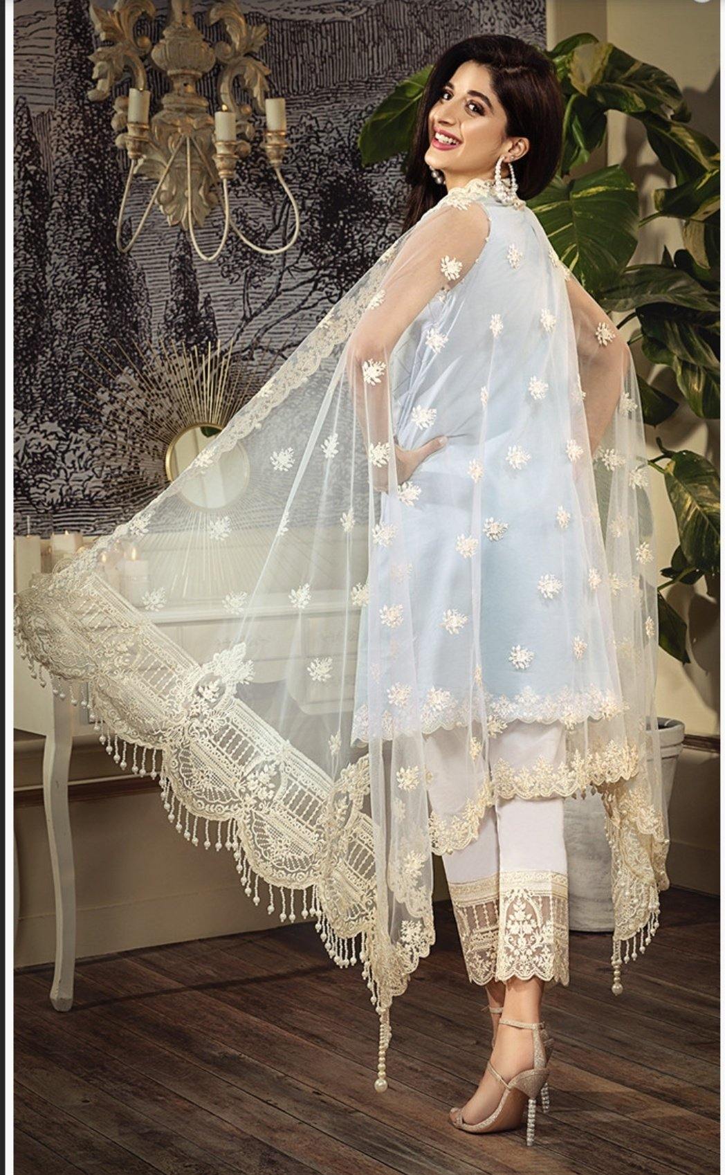 img_anaya_lawn_2020_awwal_boutique