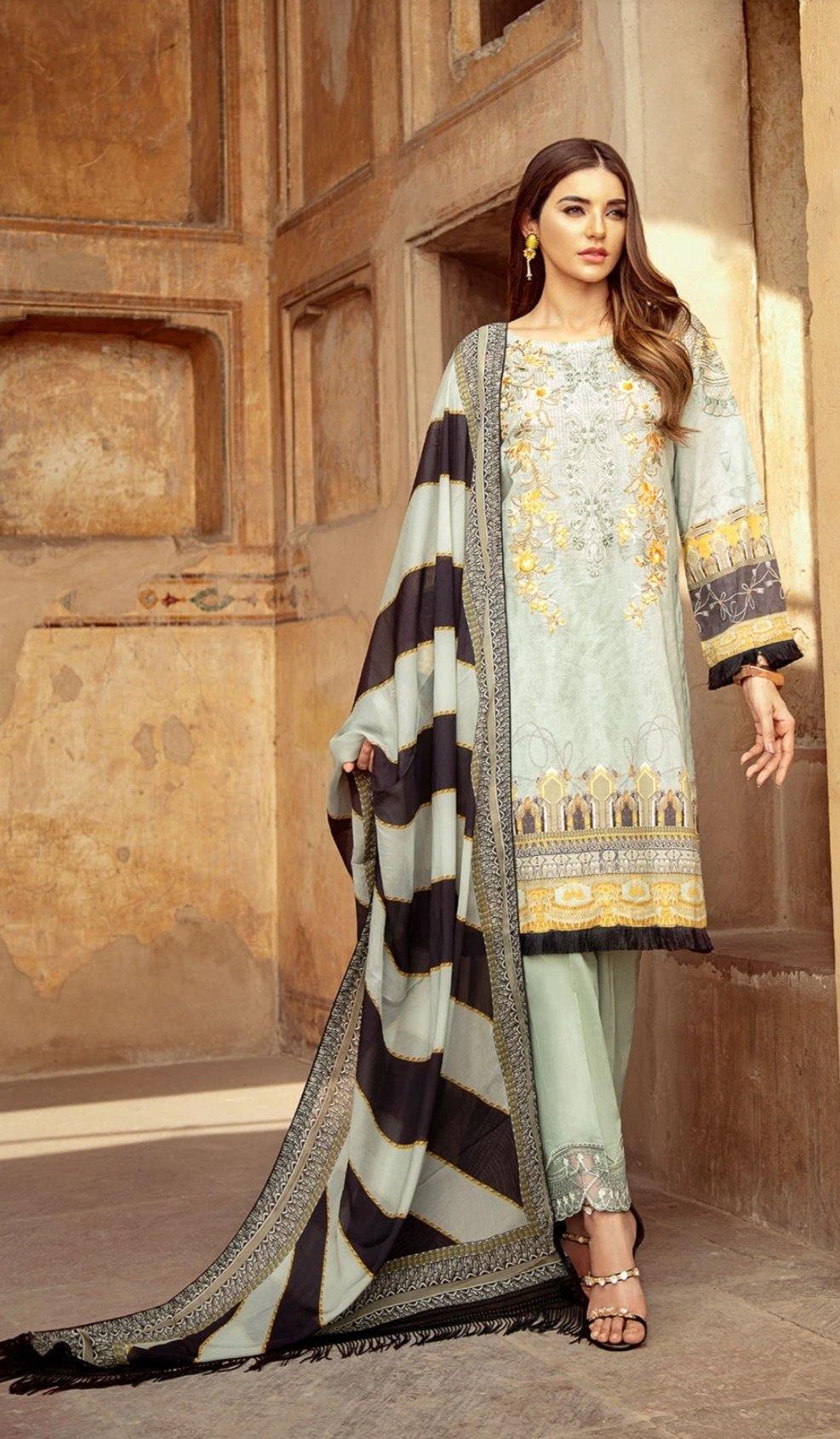 Ramsha Chevron Luxury Lawn 2020/C 203 - AWWALBOUTIQUE