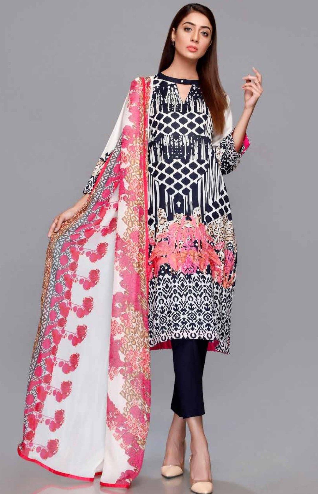 img_charizma_yellow_series_lawn_awwal_boutique