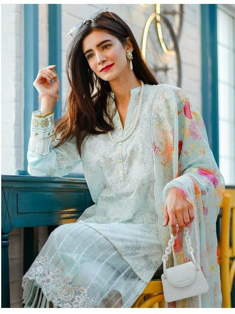 img_lsm_lawn_spotted_awwal_boutique