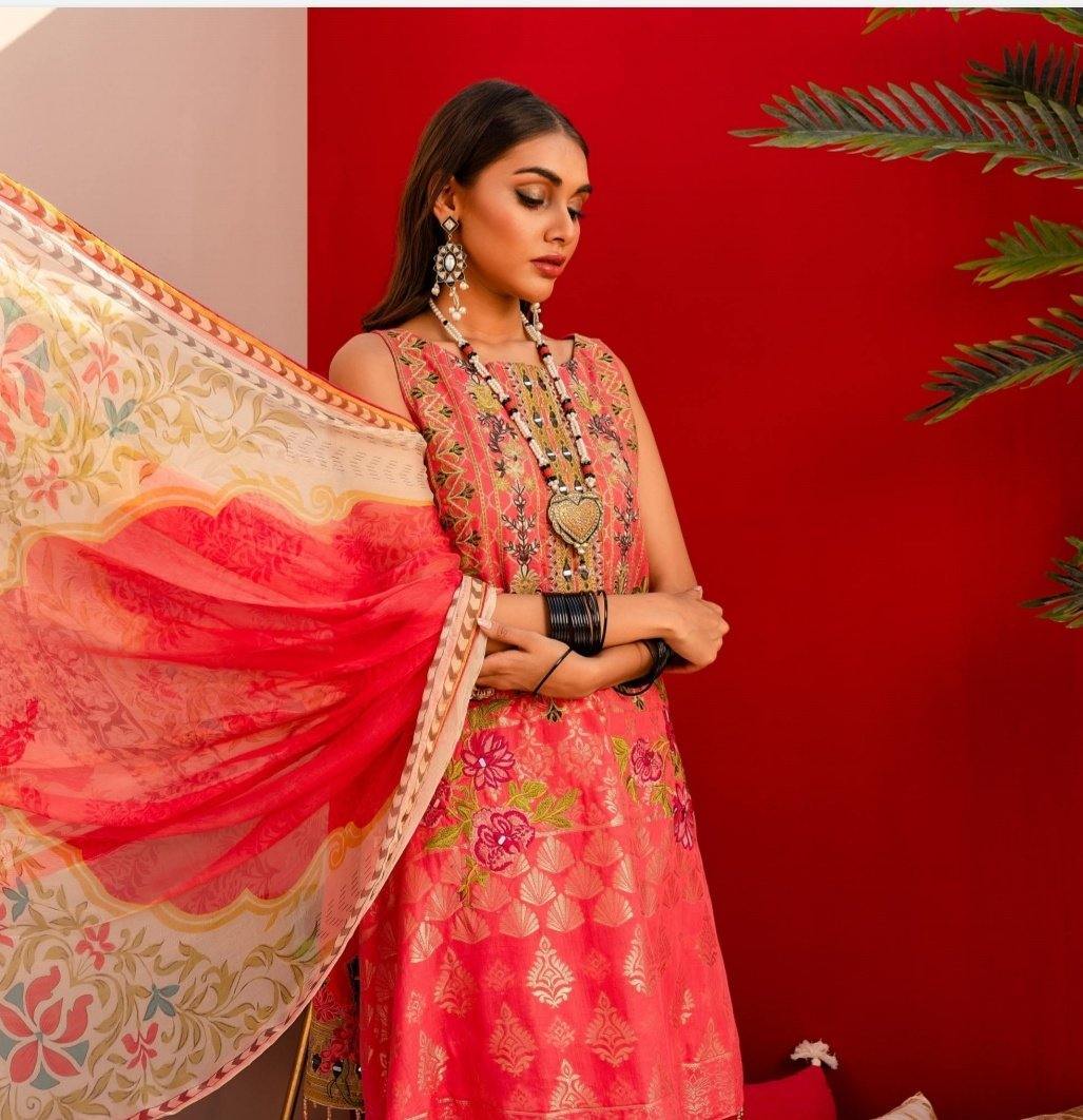 img_nureh_lawn_collection_awwal_boutique