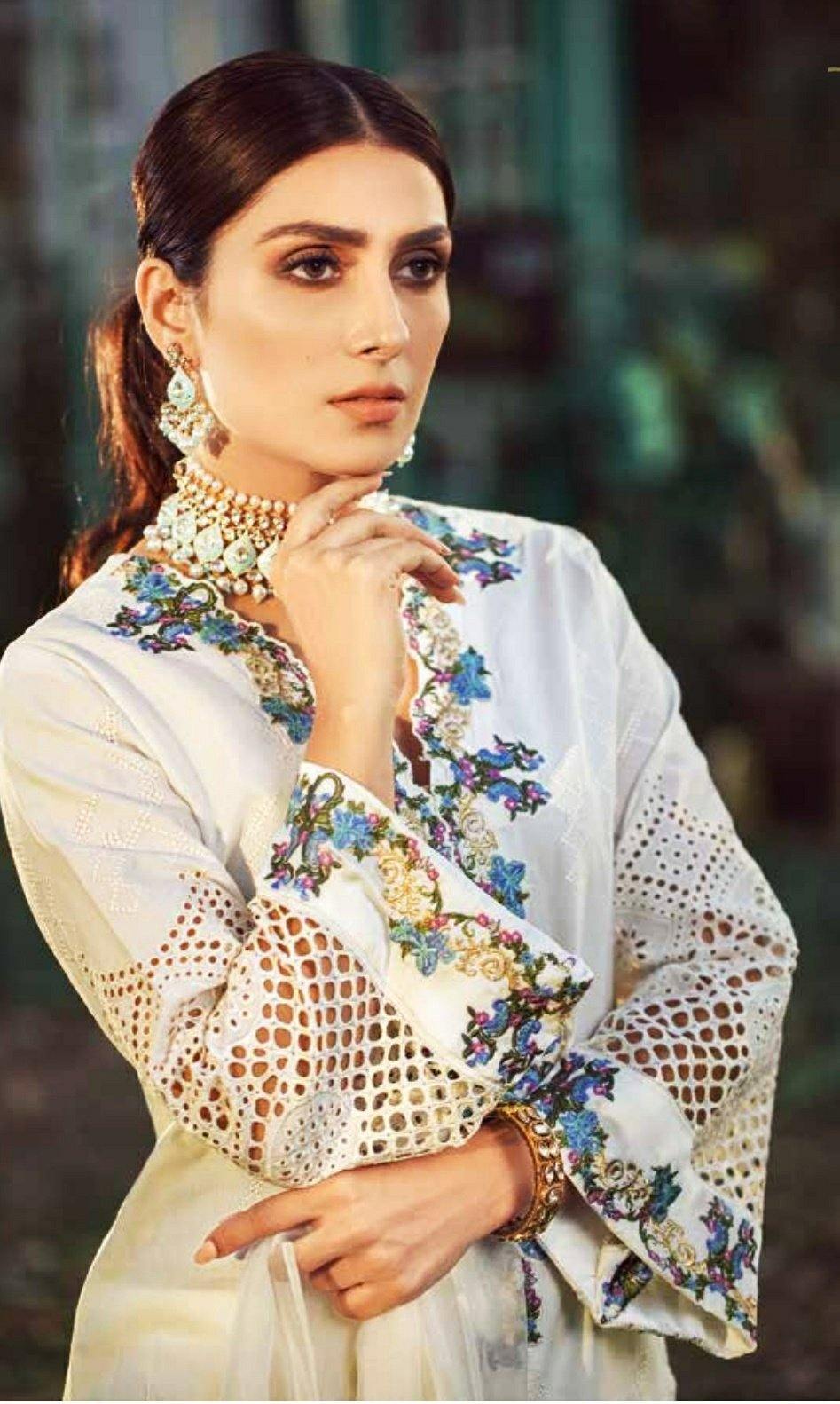 img_elaf_lawn_collection_awwal_boutique