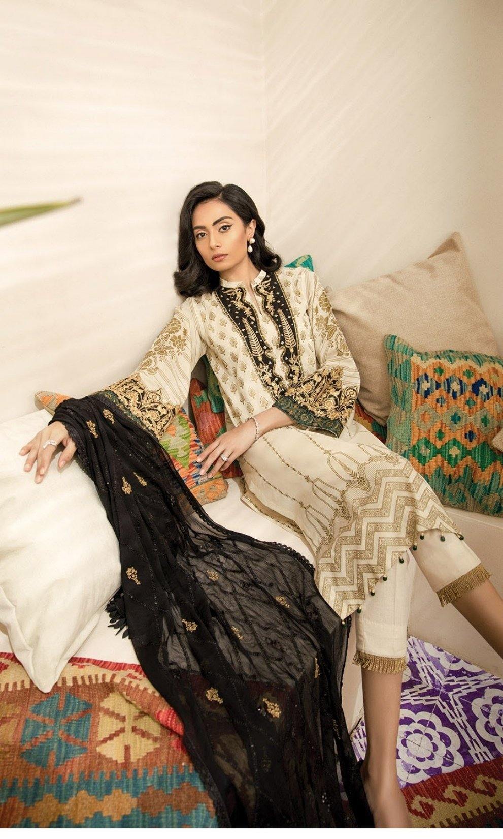 img_rajbari_lawn_collection_awwal_boutique