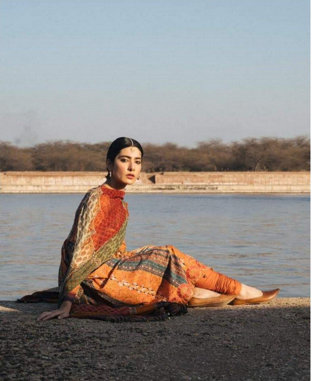 img_zara_shahjahan_lawn_garden_of_love_2020_awwal_boutique