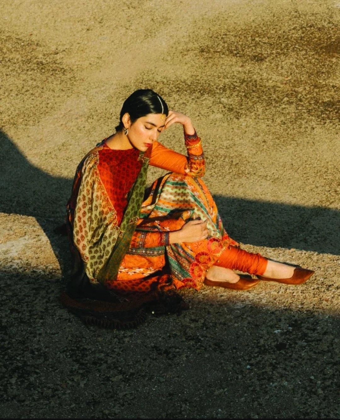 img_zara_shahjahan_lawn_garden_of_love_2020_awwal_boutique