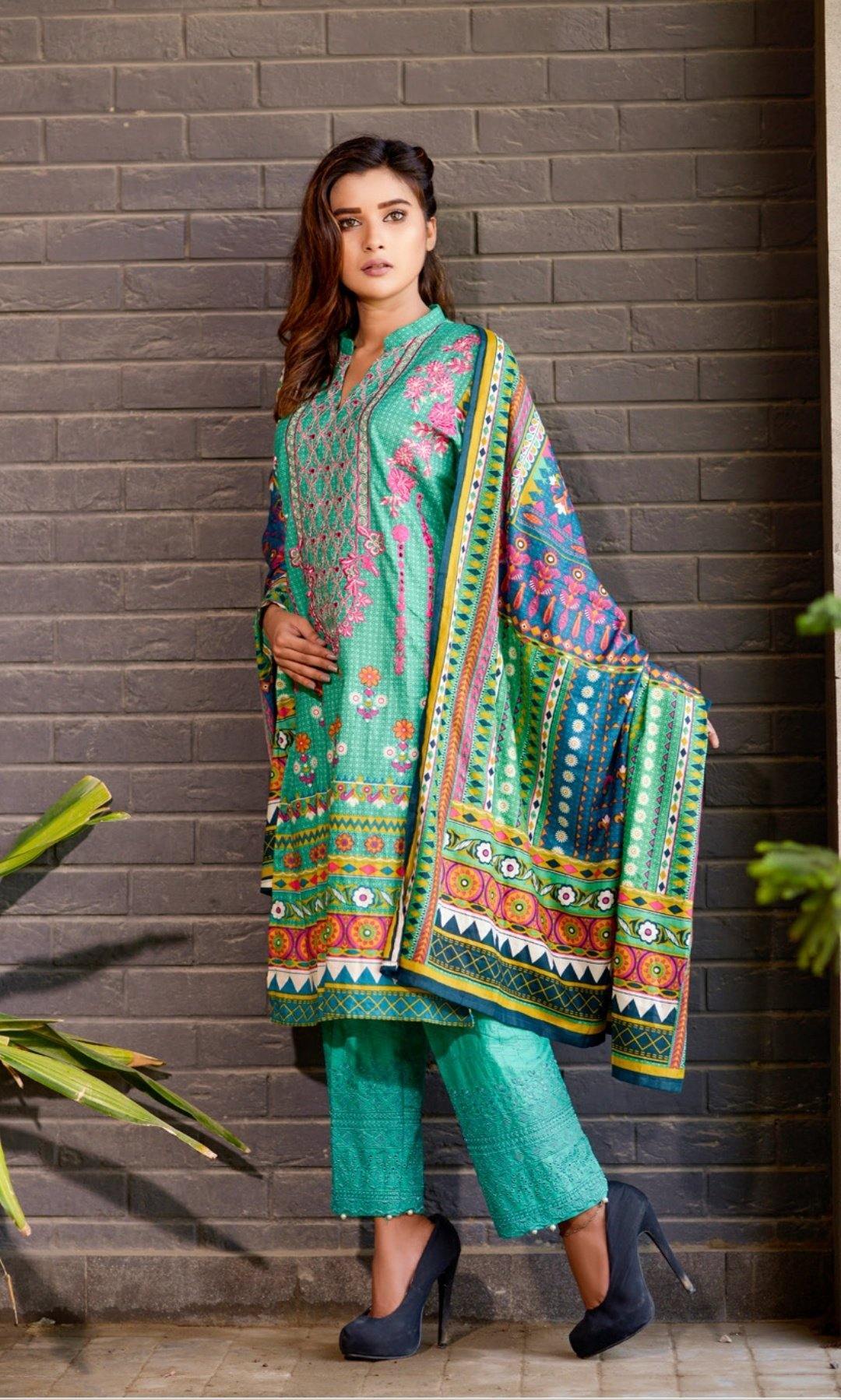 img_bin_saeed_chiknakari_lawn_collection_awwal_boutique