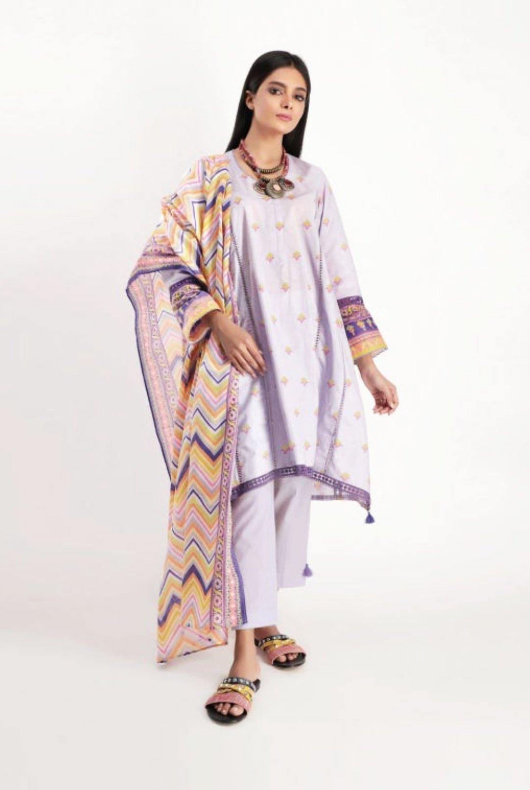 img_khaadi_lawn_2020_awwal_boutique